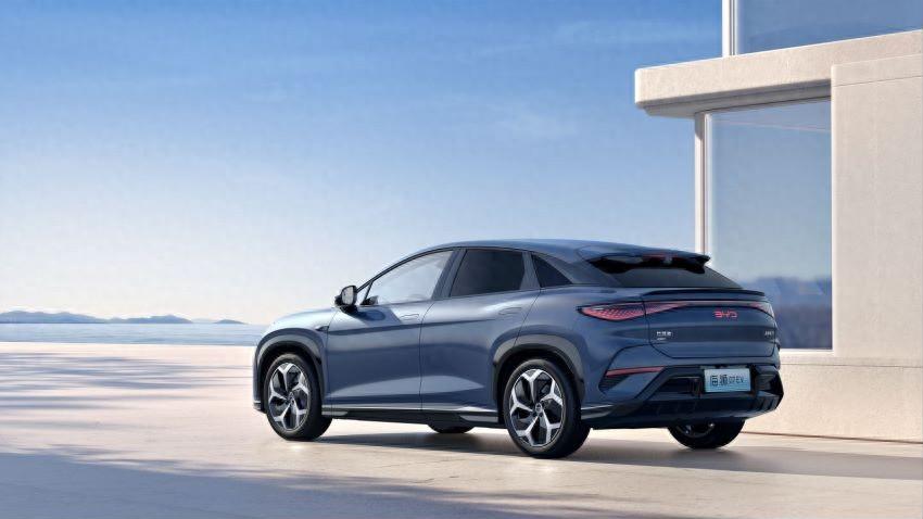 比亞迪高階全能SUV上市，新能源汽車市場(chǎng)卷出新高度