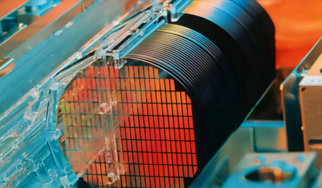 臺(tái)積電產(chǎn)能供不應(yīng)求，將針對(duì)先進(jìn)制程和先進(jìn)封裝漲價(jià)