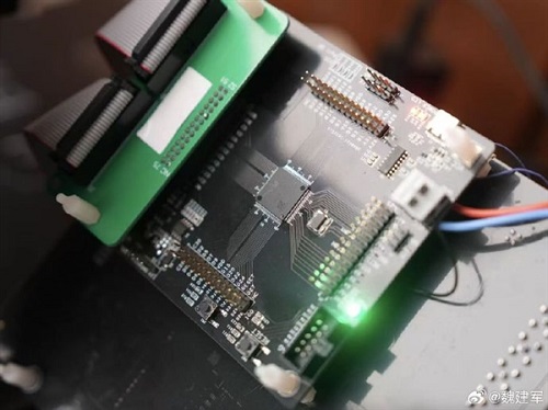 長城紫荊發(fā)布國內首個RISC-V架構車規(guī)級芯片M100芯片