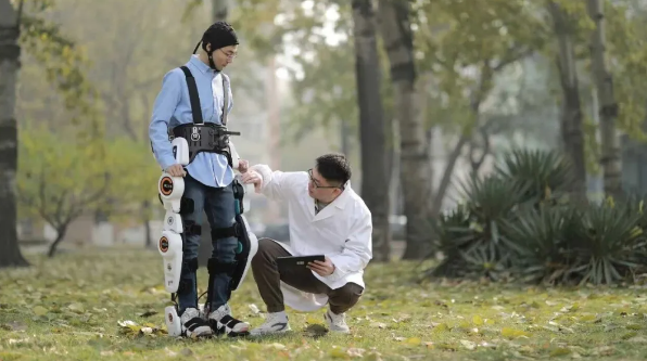 我國完成首次太空腦機(jī)接口實(shí)驗(yàn)，應(yīng)用于航天員功能狀態(tài)與情緒檢測