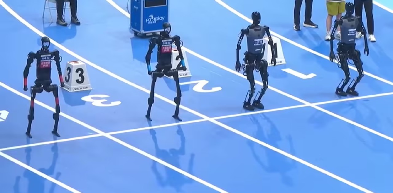 2025年我國(guó)人形機(jī)器人整機(jī)企業(yè)超140家 發(fā)布產(chǎn)品超330款